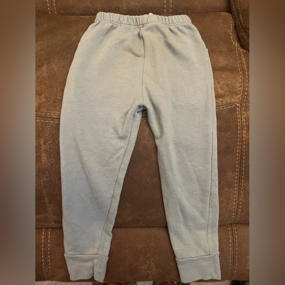 Lulu & Roo Sweats - Picture 2 of 3